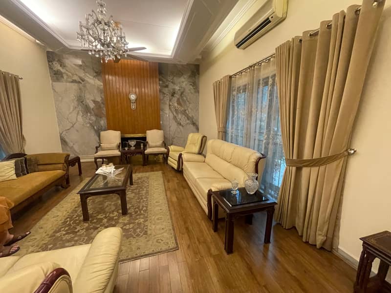 2 kanal house for sale 40