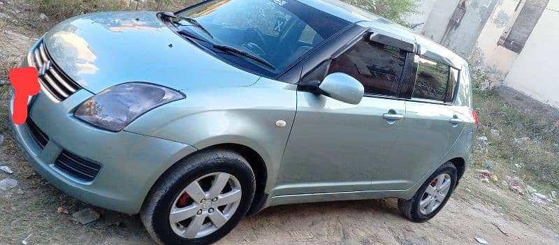 Suzuki Swift 2012 1