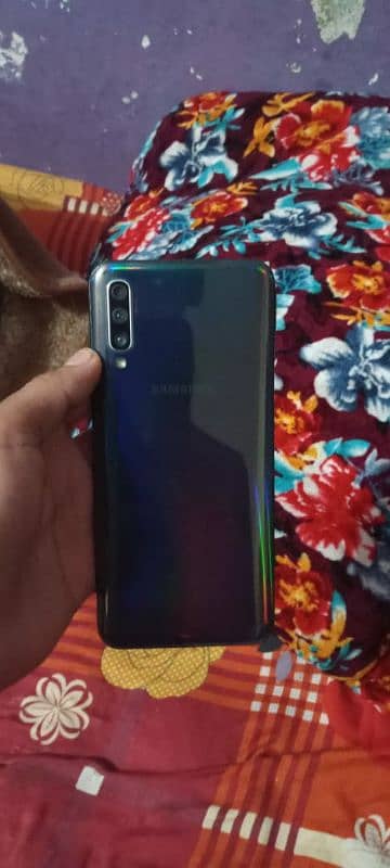 Samsung Galaxy A50 4