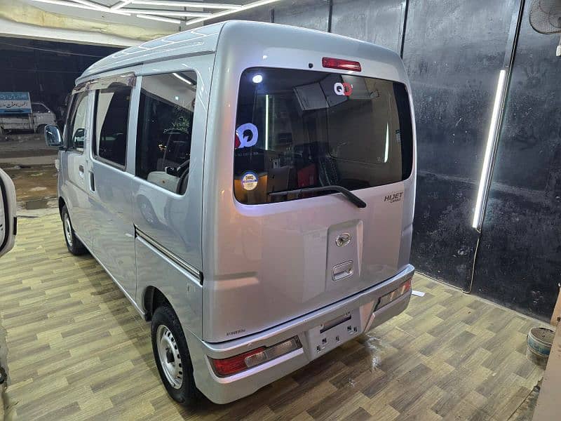 Daihatsu Hijet 2019 2 power 3