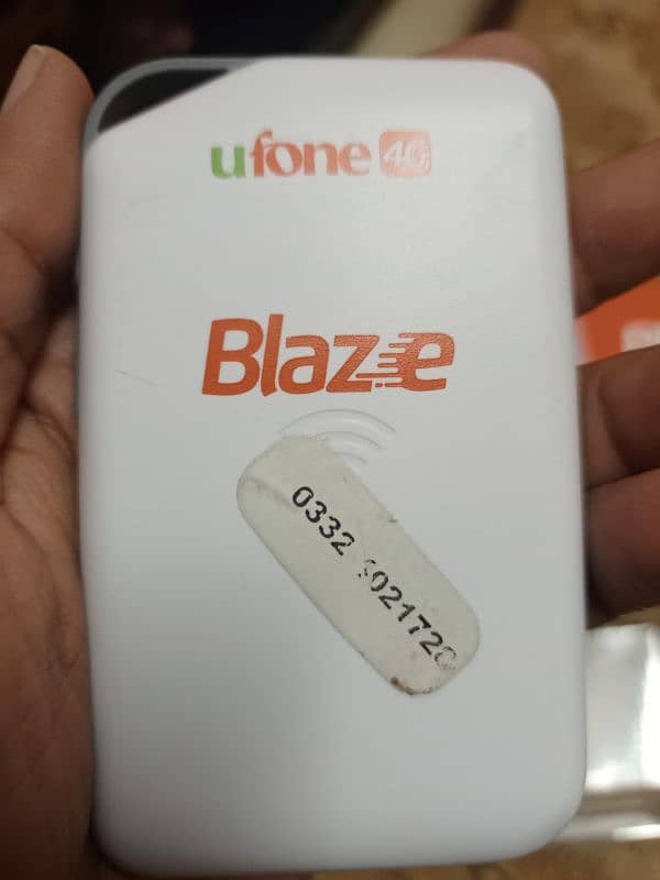 Ufone Blaze Unlocked All Sim Working With Ful Box & One Month Internet 4