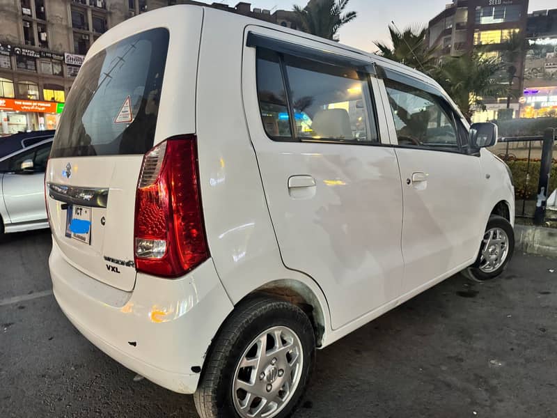 Suzuki Wagon R 2022 12