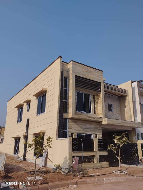 independent Single Story house available for rent in Gulraiz 15