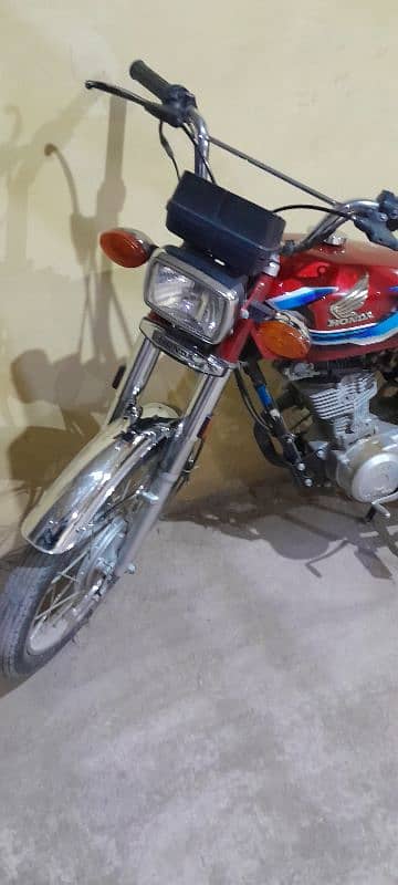 HONDA CG 125 RED COLOR, 2024 MODEL 1