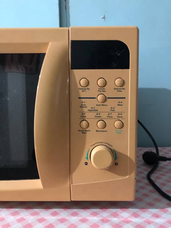 ORIENT MICROWAVE GOOD CONDITON 1