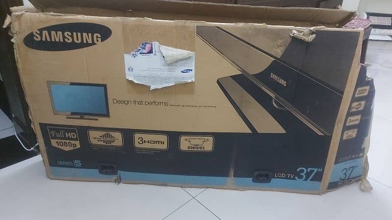 Original Samsung LCD 37 inch with original remote control 2