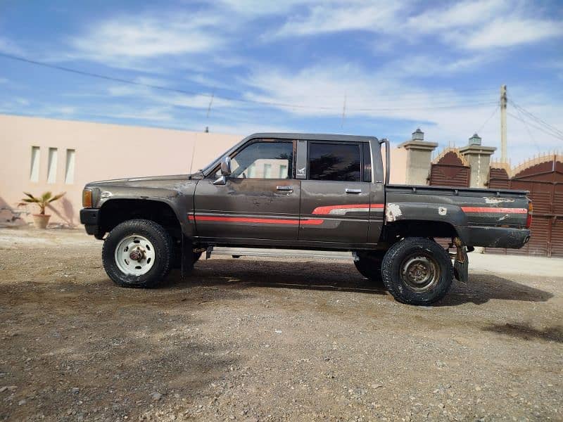 Toyota Pickup 1987 6