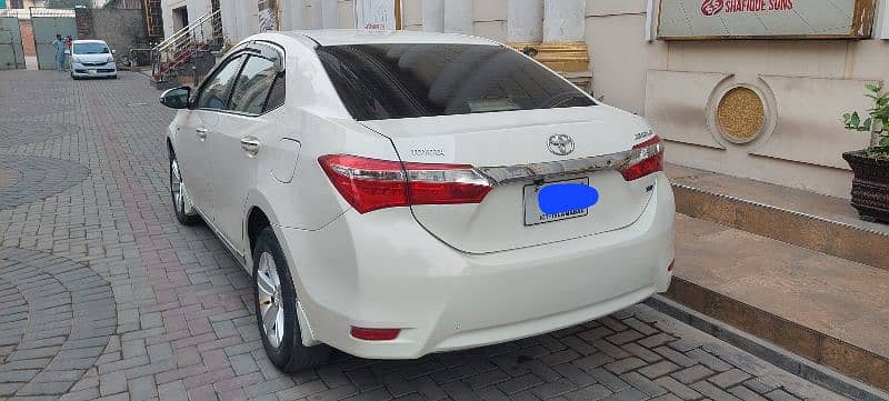 Toyota Corolla GLI 2015 6