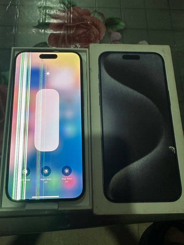 iphone 15 pro max 256gb jv 100 health waterpack lcd lines 2