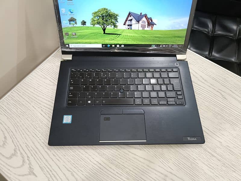 Toshiba Tecra x40 core i7 7th generation 14 inch 1080p touchscreen 2