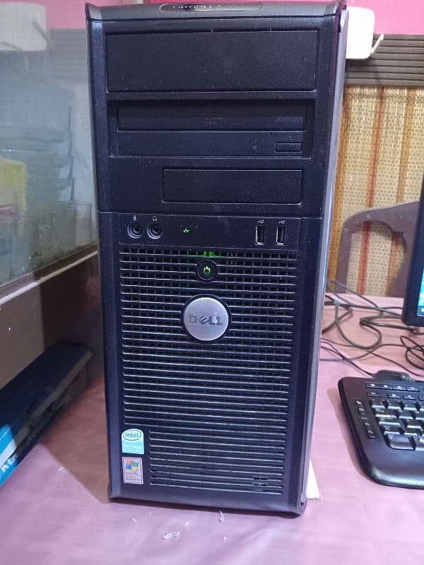 Pc for sale. Good condition. Urgent. 0