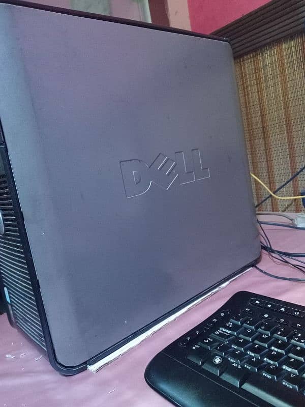 Pc for sale. Good condition. Urgent. 1