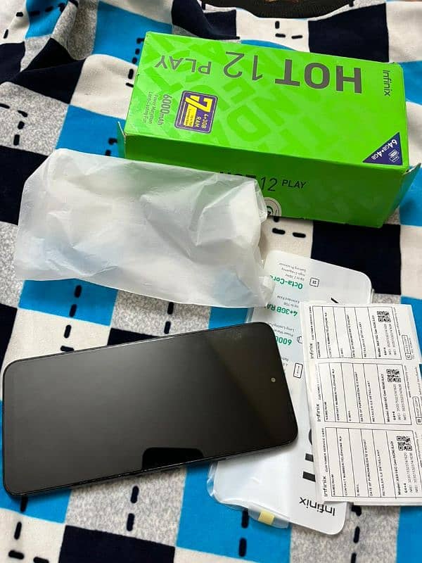 Infinix hot 12 play with box 4+1gb 64gb all ok only penel change 3