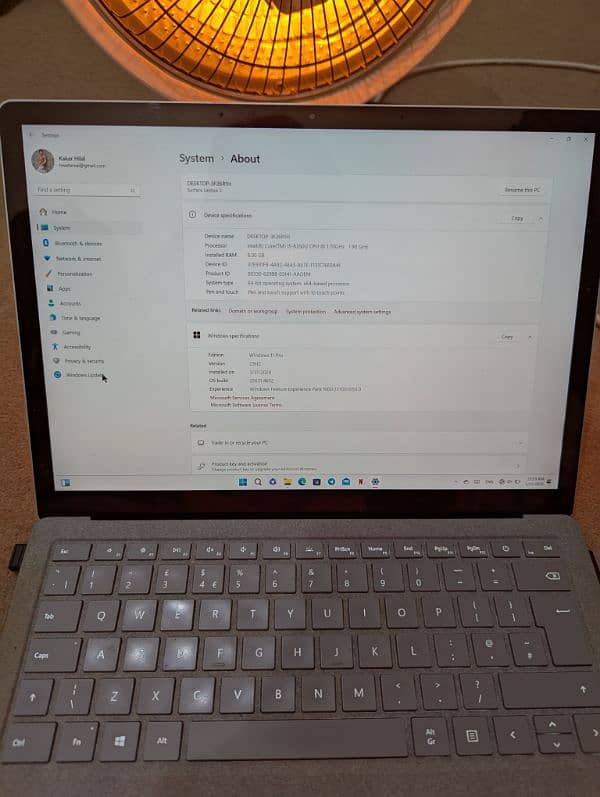 Microsoft surface 2 laptop 0