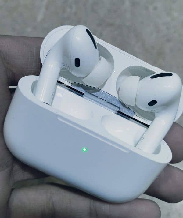 AIRPODS PRO 1