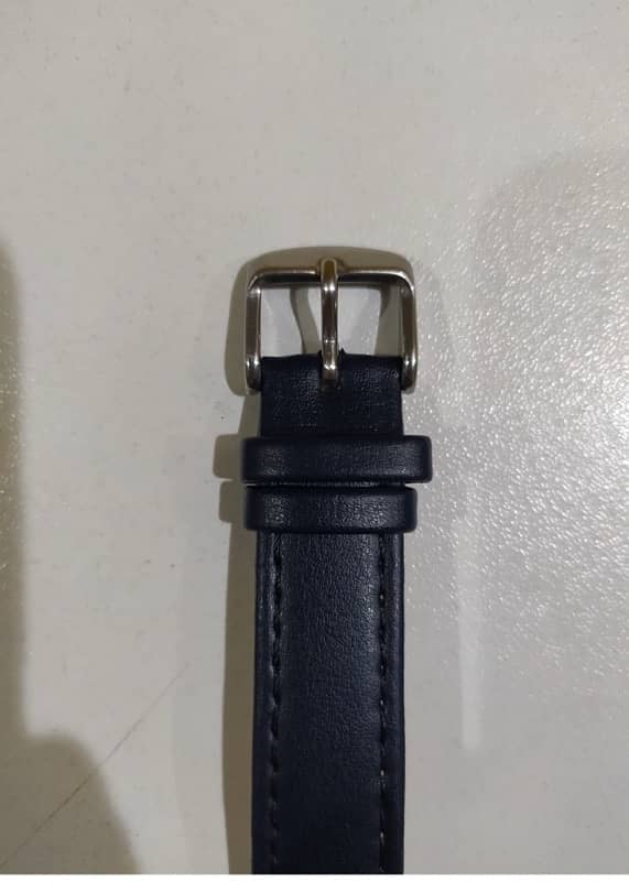 Eddie Bauer + Nike 2 watches for 10,000 (Original) 2