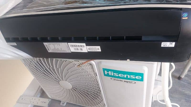 hisense1.5 ton new 4