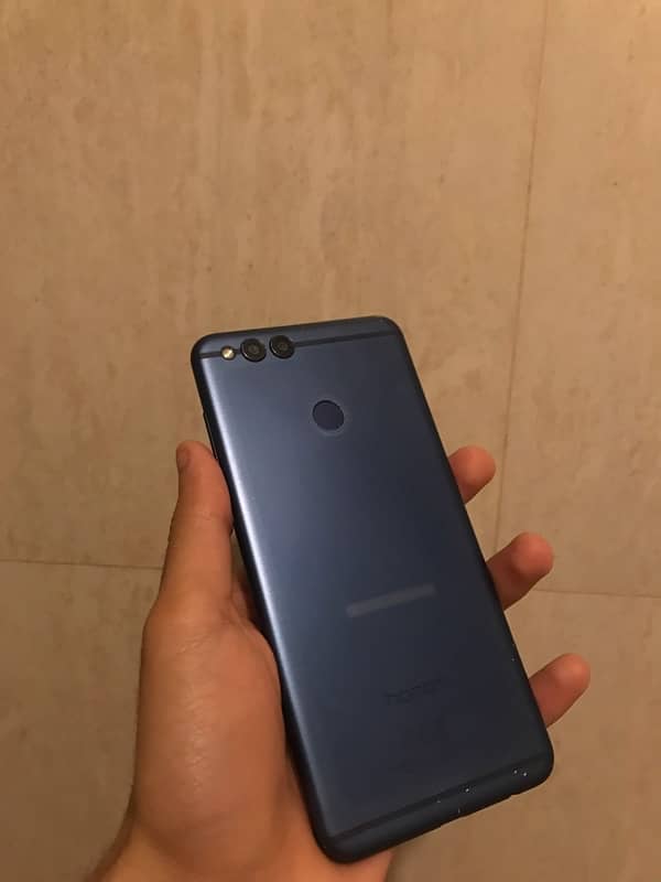 Huawei Honor 7x 4/64 pta approved 1