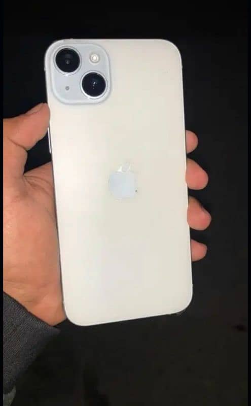 Iphone 15 plus 4