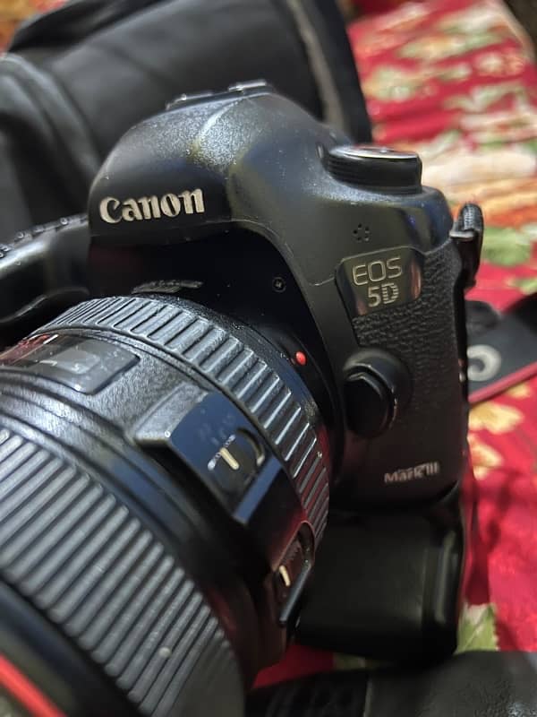 canon 5d mark3 0