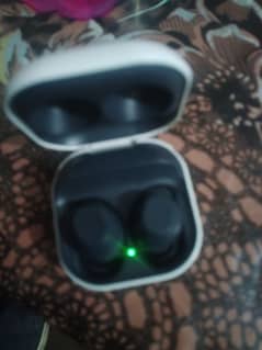 Samsung Galaxy Buds fe  (Original)Behreen Sy Aye , Urgent need money