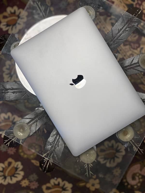 Apple Macbook Pro M1,2020 0