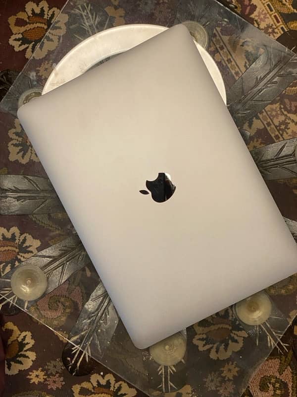 Apple Macbook Pro M1,2020 1