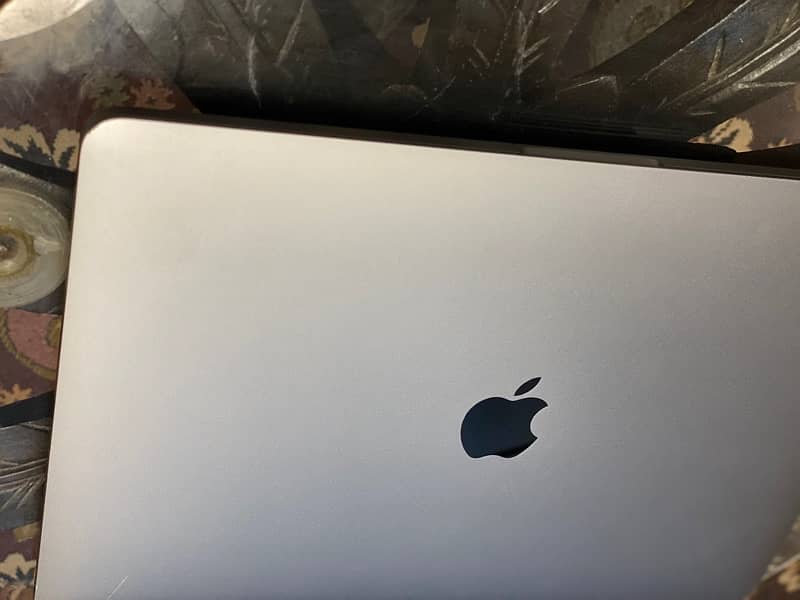 Apple Macbook Pro M1,2020 2