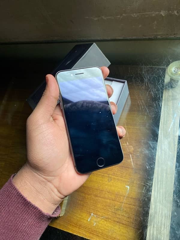 iPhone 8 PTA 2