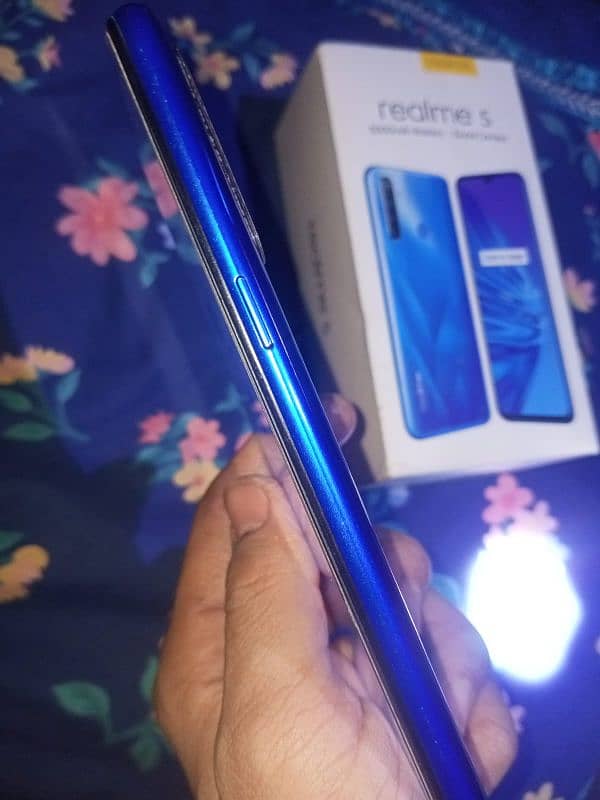 realme5 3