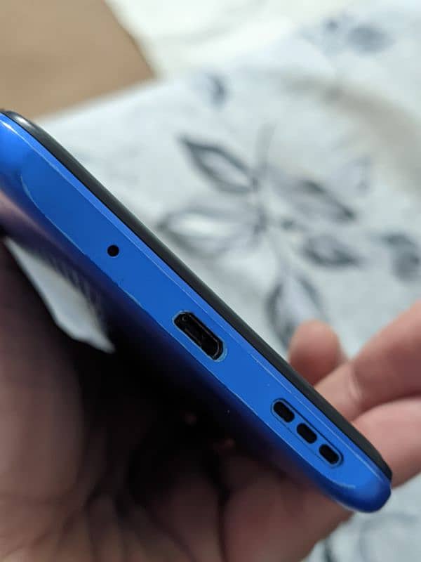 Redmi 9c with box 3