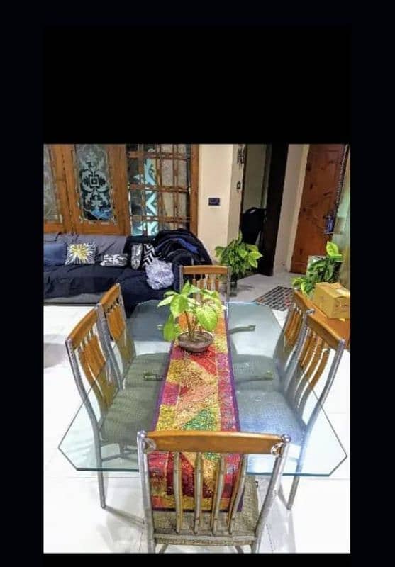 Dining Table For Sale negotiable 1