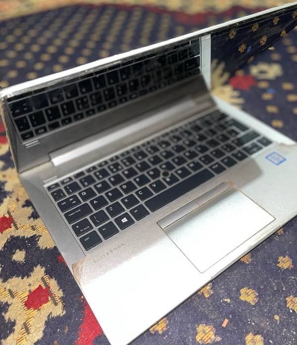 HP LAPTOP ELITE BOOK i5 8th gen 830G5 touch screen 1