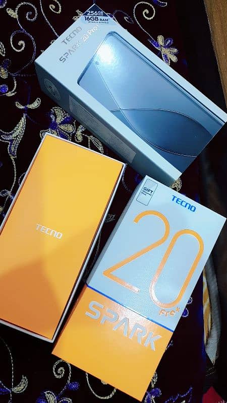 Tecno spark 20 pro plus 16/256 10/10 condition 1