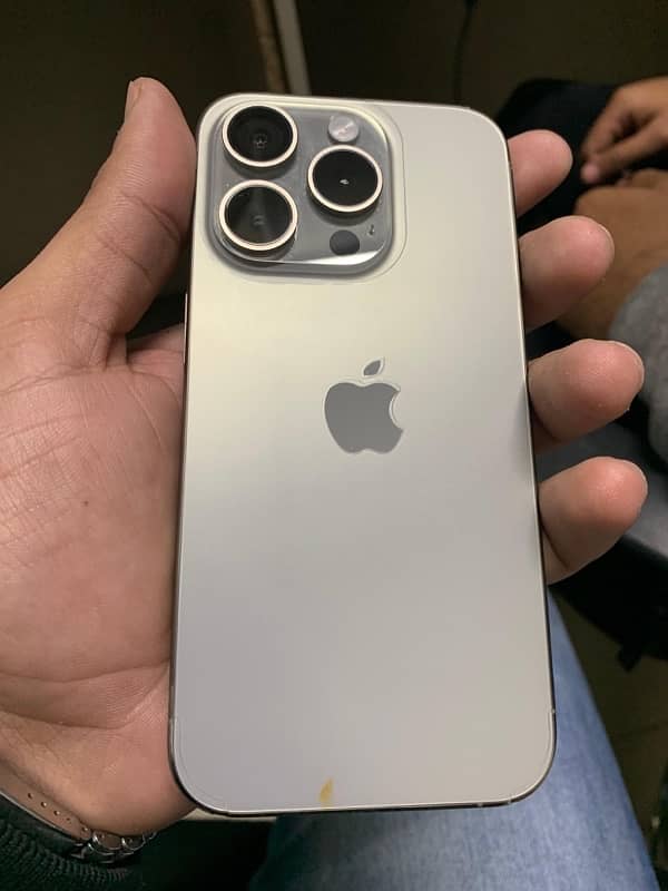 iphone 15 pro natural titanium 3