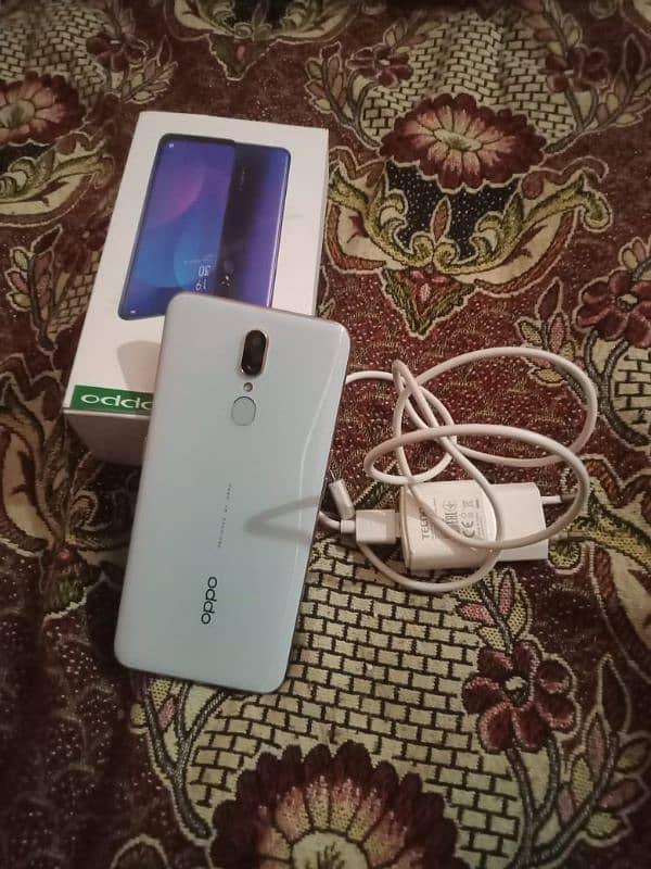 oppo F11 4