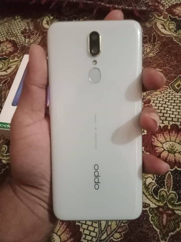 oppo F11 5