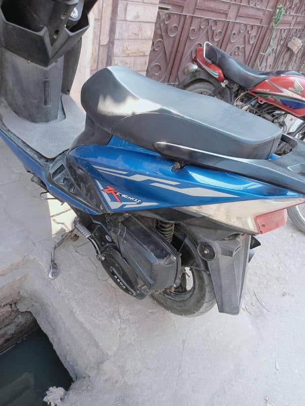 Cygnus Scooty 125cc imported 4