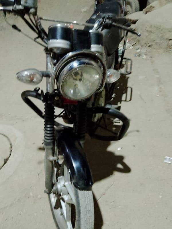 Suzuki GS 150 2021 Karachi number 3