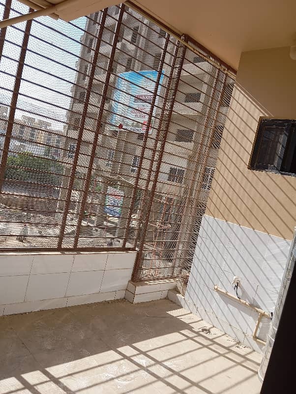 Brand new 5 Room 1600 Sq Ft Flat All Utilities Main Road Project Gulistan e Johar Block 3 11