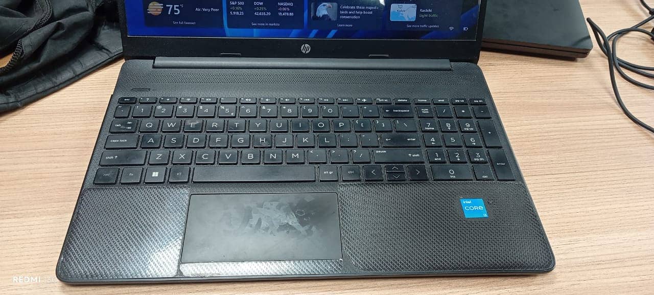 HP Intel i3 12th Gen 1215U with original charger 0