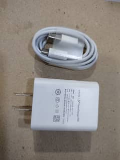 vivo 44w charger with cable box se nikla hua