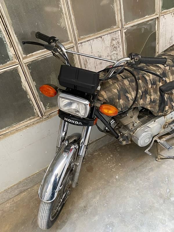 Honda CG-125 model 2018 6