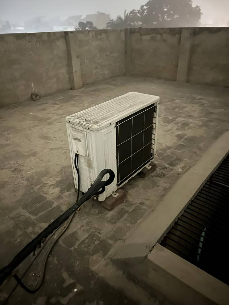 GREE 2 TON | GS-24UG3WH/I | Non Inverter | Excellent Condition 3