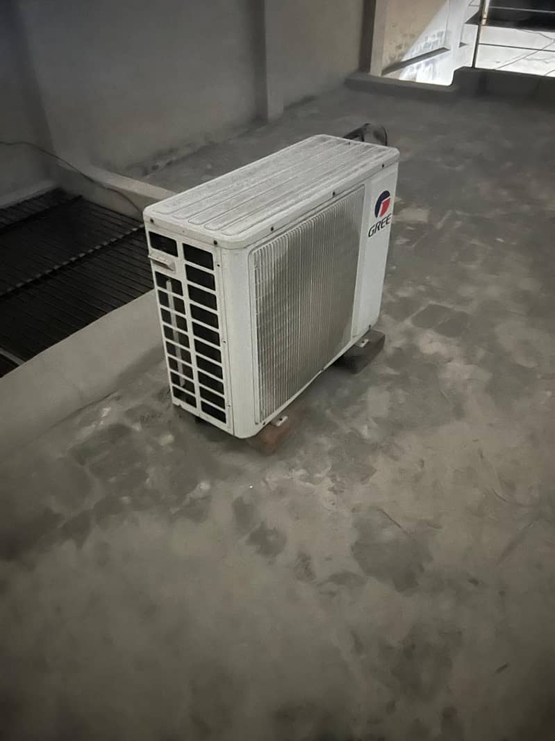 GREE 2 TON | GS-24UG3WH/I | Non Inverter | Excellent Condition 4