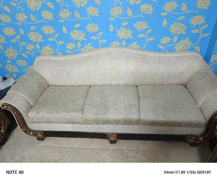 Sofa set , 7 Seater used. 2