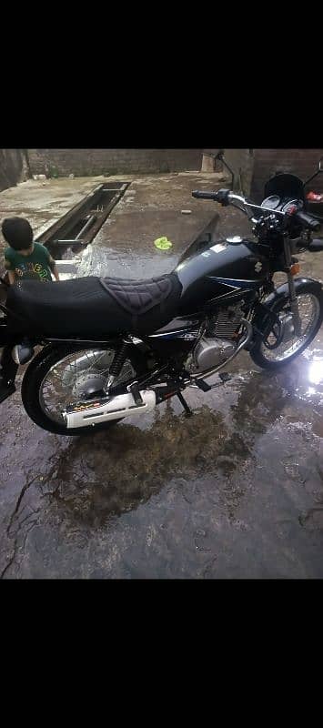 Suzuki GS 150 new condition modal 2023 8