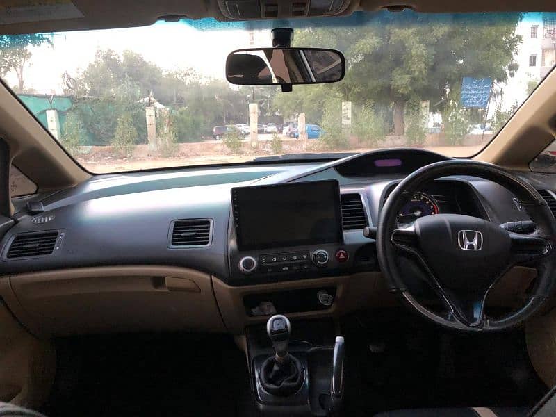 Honda civic 2011 manual with sunroof /stage one tune pops n bang tune 6