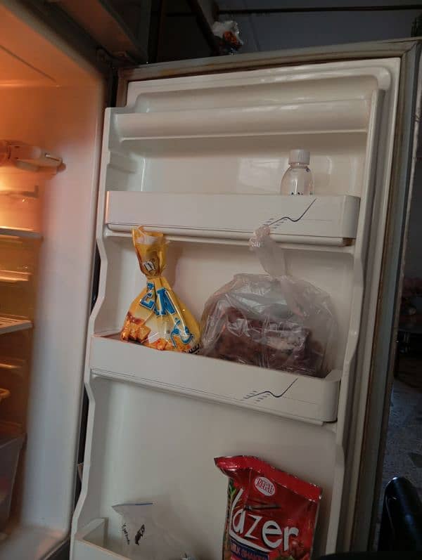 Dawlance Refrigerator for sale 6