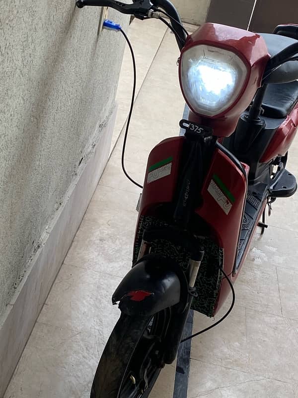 scooty urgent sell 5